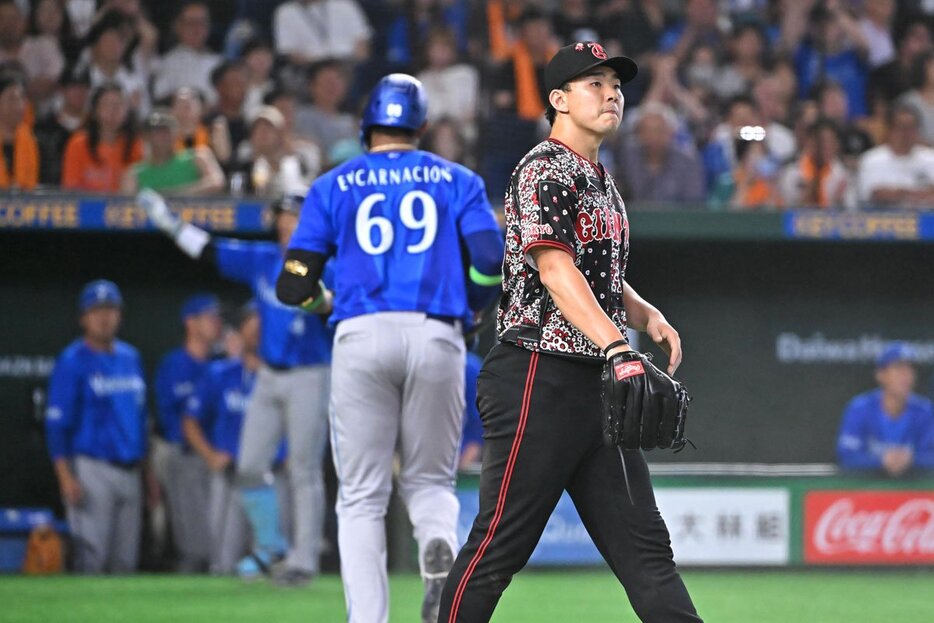 gnomotoke's tweet photo. 【巨人】小笠原慎之介　7回2失点に猛省「2点も取られて申し訳ない」（東スポWEB）-Yahoo!ニュース https://t.co/r3slAYjy3X

巨人が2日のDeNA戦（東京ドーム）に1―2で敗れ連敗。先発の小笠原慎之介投手（28）は7回2失点＆マルチ安打と投打で気を吐いたが報われなかった。 https://t.co/lrvs3nfHAn