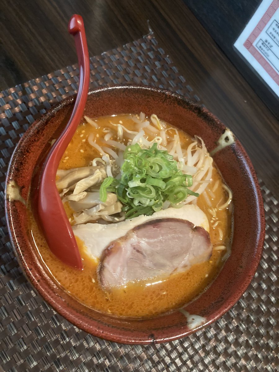 chonghu938438's tweet photo. 昼間、本日も猛暑の中ご来店ありがとうございました。夜営業まもなく開店
致します。是非お越し下さい
スープ良好◎
2026年8月2日(日)ゃる
夜営業18時〜23時
#ラーメン
#立川ラーメン https://t.co/I82xiXAard