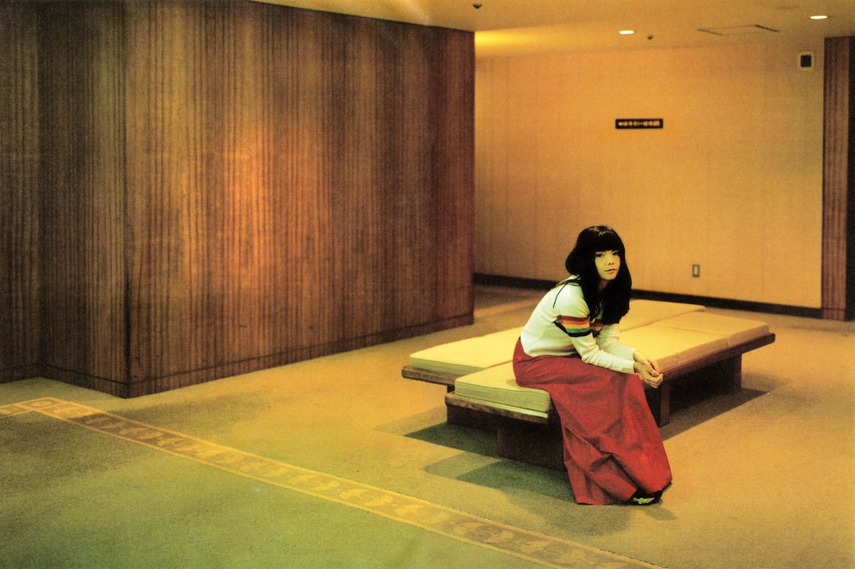 eyeonaxis's tweet photo. Björk in 1996, by Takashi Homma https://t.co/TPObCfKjrV