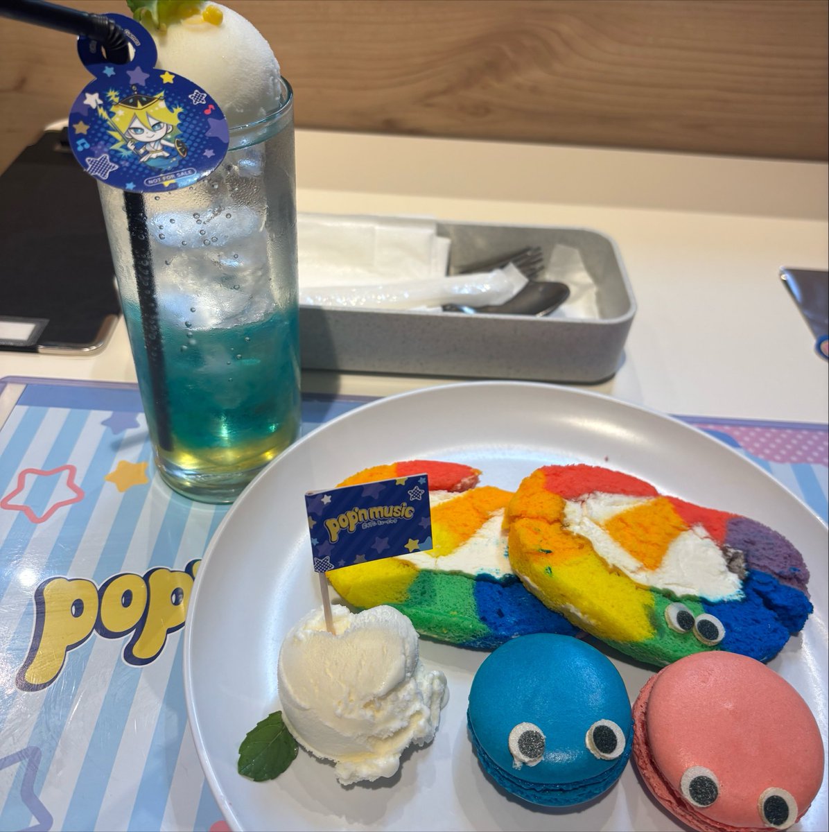 sequen2a's tweet photo. #popn星空カフェ
来店できました😭うれぢい

2枚目はゼクトのみんな、Σ様だよ…‼️の図 https://t.co/0B2qEdV3TN