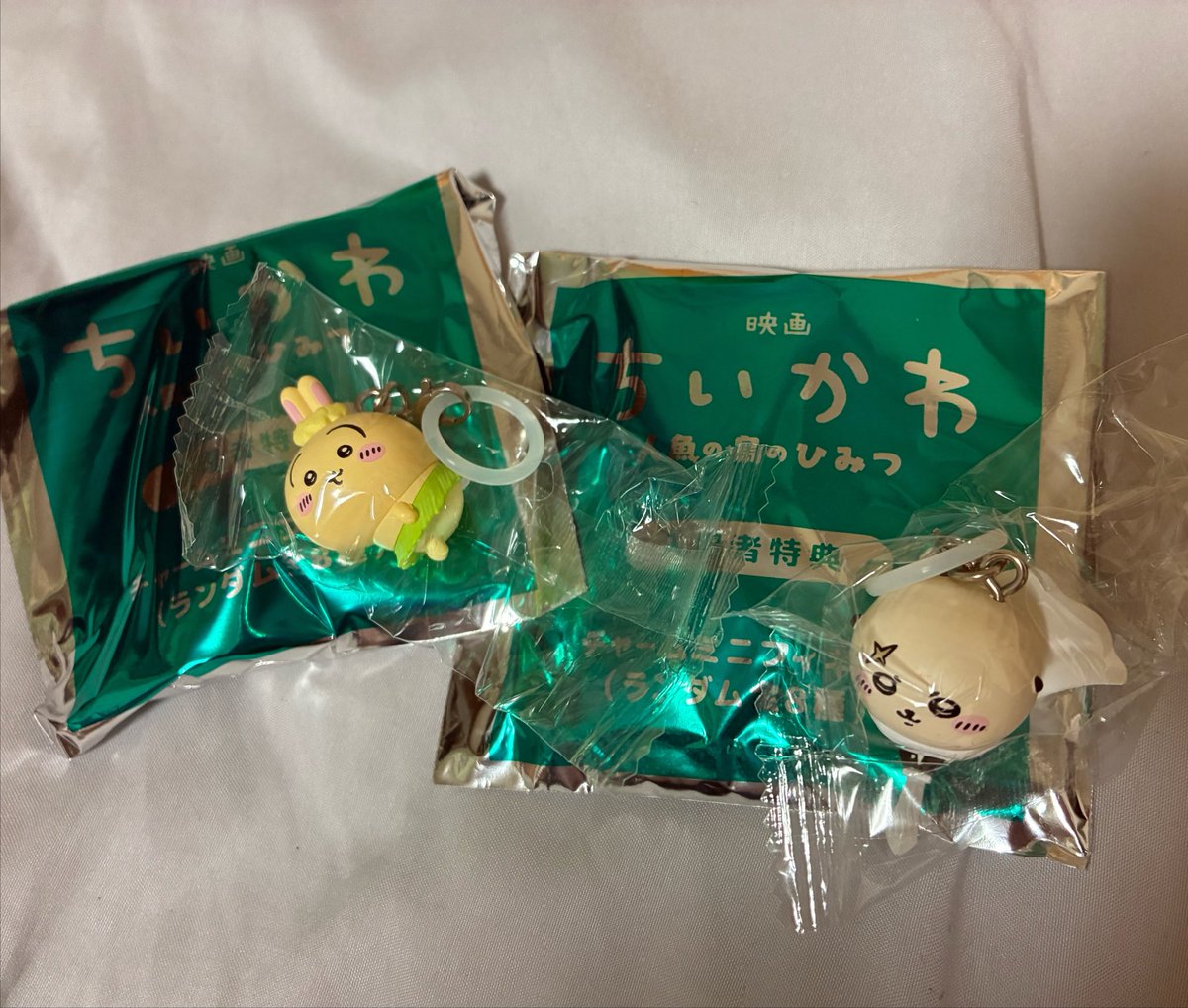 mwb0214's tweet photo. 【交換】ちいかわ　映画　入場者特典チャームミニフィギュア

【譲】らっこ うさぎ

【求】 ハチワレ 古本屋

郵送📮での交換 2:2での交換優先です
お気軽にお声掛けください🙇🏻‍♀️ https://t.co/yRcUZuEQ1k