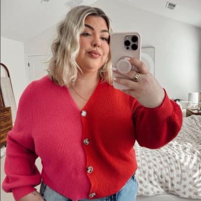 mommakelly76's tweet photo. #NewProfilePic https://t.co/hoE8kDFNyo