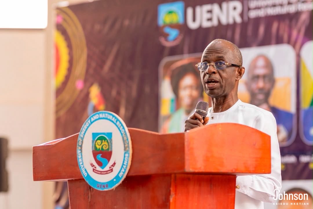 JAsieduNketiah's tweet photo. It was a privilege to serve as Guest of Honour at the 2nd School of Sciences Science Fair at University of Energy and Natural Resources earlier this week. I’m grateful to the faculty and students for the warm welcome, and for showing me once again where Ghana’s prosperity will come from.

It would not just be from our resources but our people. The young researchers I met, who are working on real solutions to food security, healthcare, renewable energy and climate resilience.

The next big discovery could come from right here, and that is worth investing in.

#JAN #UENR #ScienceFair #Ghana