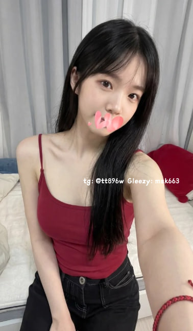 MagLauriextwo's tweet photo. 🌸蜜桃     157-44kg-C-19歲 

校花級女孩
乾淨純粹+清新鄰家氣質一次擁有💕
活潑愛笑好親近，互動輕鬆自然～
懂得撒嬌又貼心，陪伴感爆棚
跟她在一起滿滿戀愛氛圍🌸
#上門 #全套 #高檔外送茶 #台灣外送茶

📌喝茶LINE：w7788s  
📌喝茶Gleezy：msk663  
📌喝茶tg頻道：https://t.co/Q3FTibQYSP https://t.co/cDvw87YoNQ