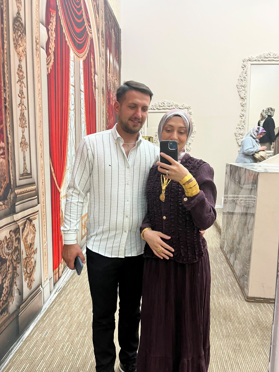 msraugur's tweet photo. Eşim 🤍 https://t.co/JuwL1gJnFk