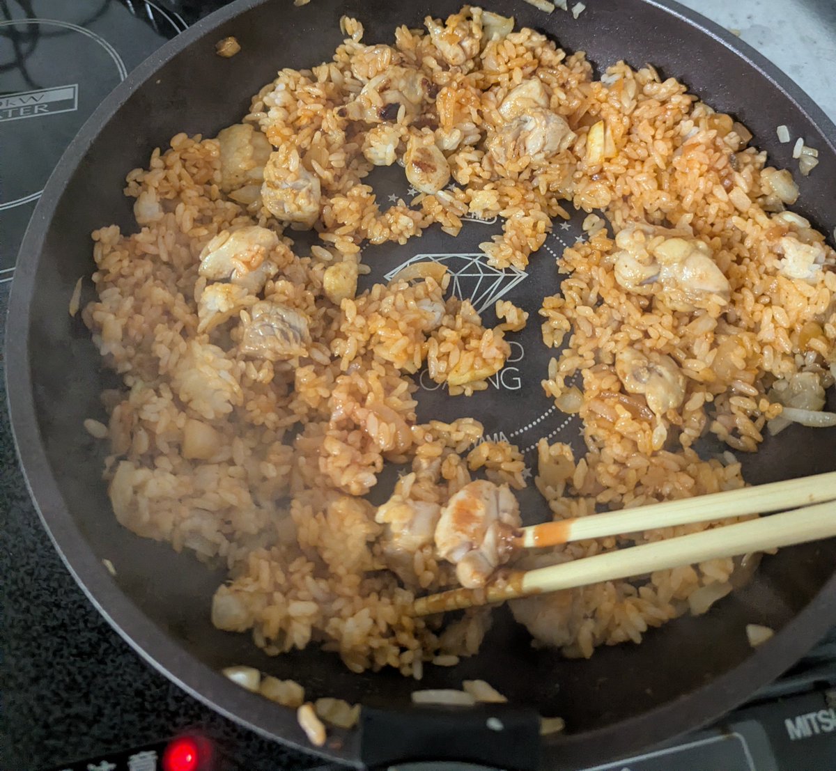 fukukun424's tweet photo. 1億年ぶりにオムライス作った
卵作りミスった https://t.co/nLLqxKLEI6