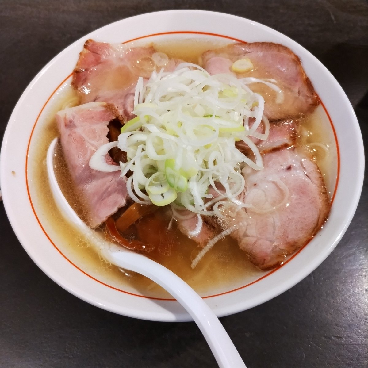 plagenord's tweet photo. 札幌豚清湯STYLEとめち屋。初ちゃん系ラーメンは、スープも麺も予想以上に美味しかった。 https://t.co/4OgYbgg0oL