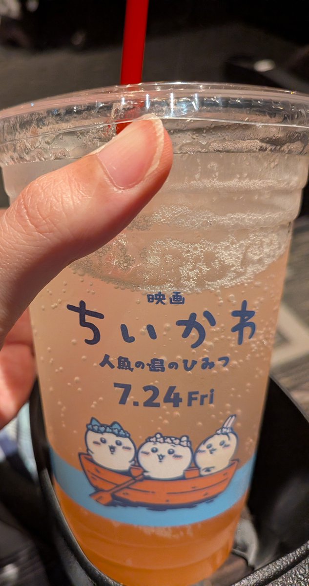mainastozero's tweet photo. ちいかわ観てきました
セイレーンちゃんが大変可愛かったです（）
うさぎは意外といい奴だったな https://t.co/U4ckW1LEPE
