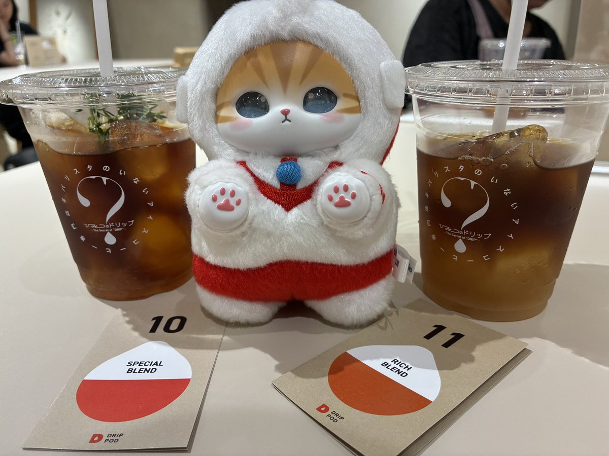 yami_tenshi_'s tweet photo. 最終日も来れた❣️
暑かったからさっぱりしたくてフルーツコーヒー２つにした❕いちじくが美味しかった❕たくさん行けてはっぴーでした❕
おまけコーヒーもたくさん貰えてラッキー✌🏻

#バリスタのいないアイスコーヒー専門店
#ひみつのドリップ
#DRIPPOD https://t.co/D4NL1zPPRc