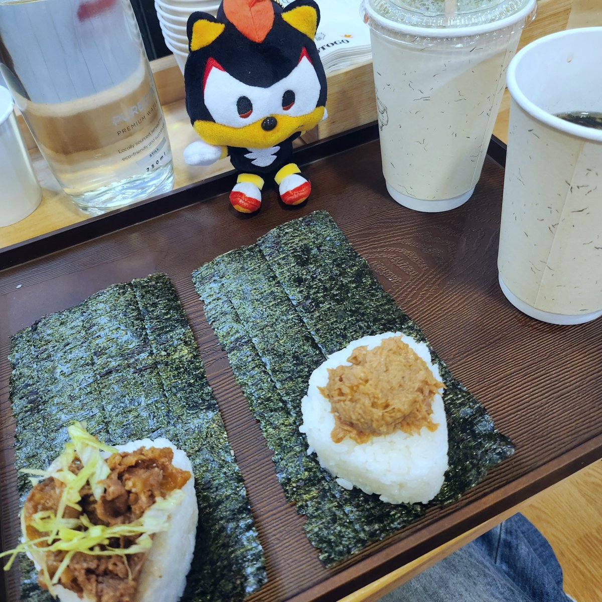 Aimee_exe_'s tweet photo. I went out today despite not feeling the best... ;w;
I thought fresh air and walking around will help me with my headaches and stress and anxiety 
I feel refreshed and reset for the week!
IKZ!💪✨️
Thank you for being patient with me Aitomos 🙇‍♀️ https://t.co/NeXc7YA7kZ