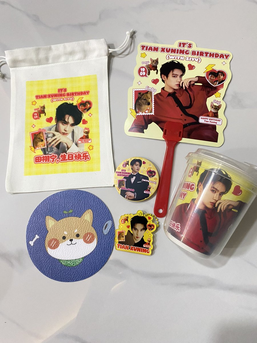 TianZiyuEvent's tweet photo. 📢 Form Pendaftaran 3 FREE EVENT “ITS TIAN XUNING Birthday with ZIYU” Resmi Dibuka!💛

❗️ : https://t.co/z01QhHQFOB

🗓️ Form ditutup: 7 Agustus • 13.00 WIB

📋 Rules Pendaftaran
📝 Isi form 1 kali saja (jangan submit berulang).
📧 Setelah submit, cek email untuk memastikan kamu menerima salinan form.
📱 Pastikan nomor WhatsApp aktif & benar.

👥 “Undangan grup WhatsApp” akan dikirim oleh admin pada “8–9 Agustus” kepada peserta yang terpilih. Jika tidak menerima undangan grup WA, berarti kamu belum terpilih pada kesempatan ini.

🌼 Event LED terbuka untuk umum, jadi siapa pun boleh datang dan ikut meramaikan acara. Hanya Banner, Drinks, dan Freebies yang Terbatas untuk 35 slot.

☕ “Mosslife Cafe” Hanya khusus untuk peserta yang sudah menerima undangan grup WhatsApp, sehingga pengunjung umum tidak dapat masuk ke area tersebut.

👕 “Dress Code”
💛 Atasan kuning
🤍 Bawahan putih

Terima kasih sudah mendaftar. Sampai bertemu di “ITS TIAN XUNING Birthday with ZIYU”! ✨

@TianZiyuEvent 

#TianXuning #ZiYu #TianZiYu