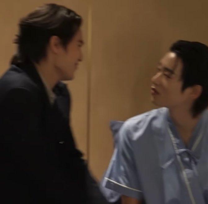 moonciip's tweet photo. พี่เอ็กซ์บอกให้ทำอย่างงี้ดูแล้วดูสิ่งที่วิลเลี่ยมทำ5555555555555555จะบ้าดื้อมาก https://t.co/peB6IvhcZ6