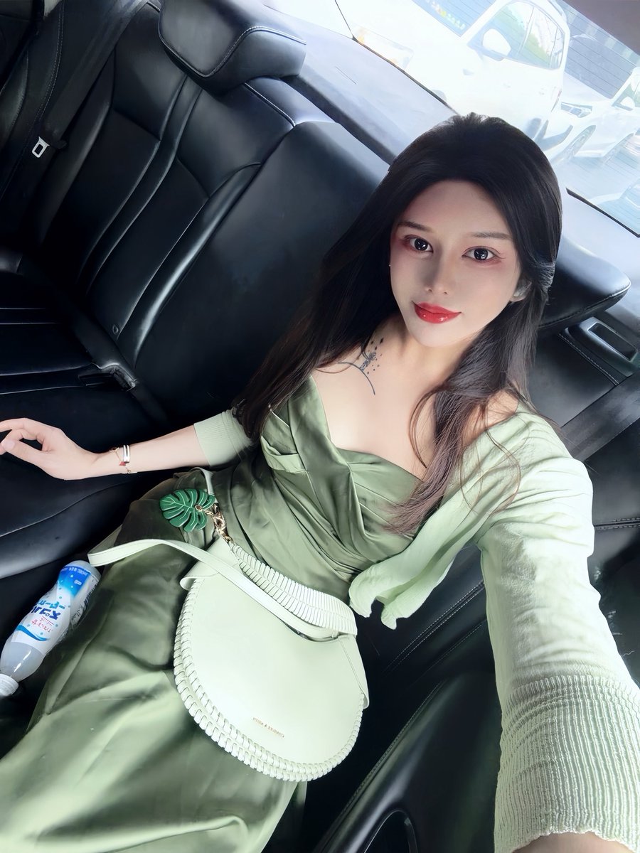 Sunanni111's tweet photo. 第一次尝试Ts呢建议找一个漂亮的 自己喜欢的 有女人味的就行 这些我能满足你 在上海能比我漂亮的Ts真的很少了 #Ts #Ts主 #Ts孙安妮 #女王Ts #Ts #上海Ts孙安妮 #高颜值Ts #高质量Ts https://t.co/sJgAM9wgqS