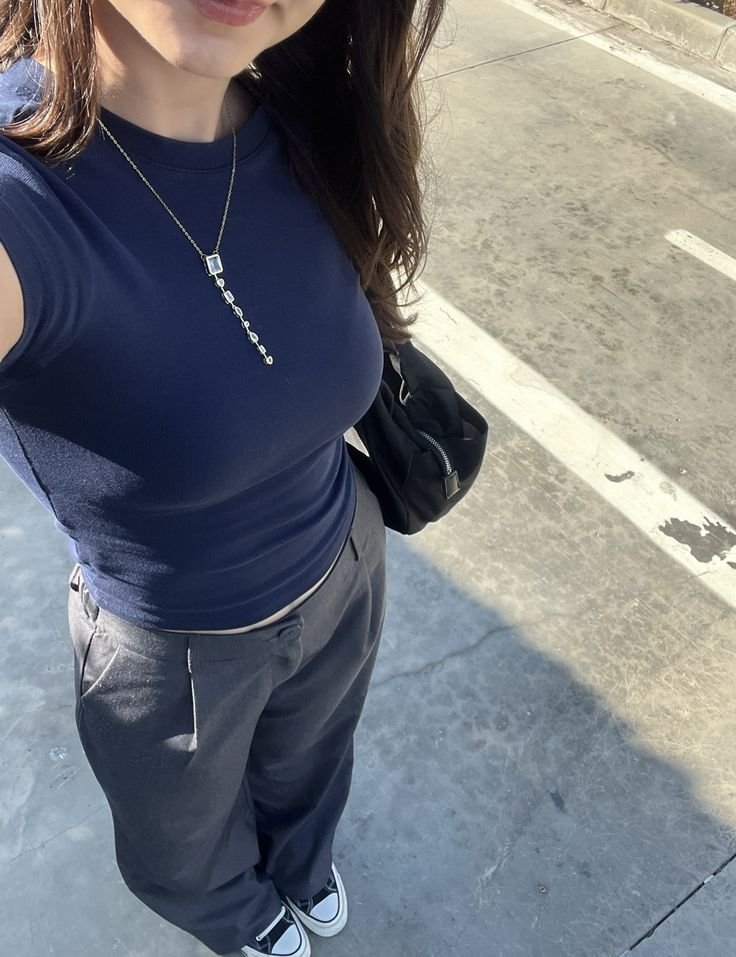 EleraAngelxyz's tweet photo. Rate my outfit https://t.co/bJBAEjdeVN