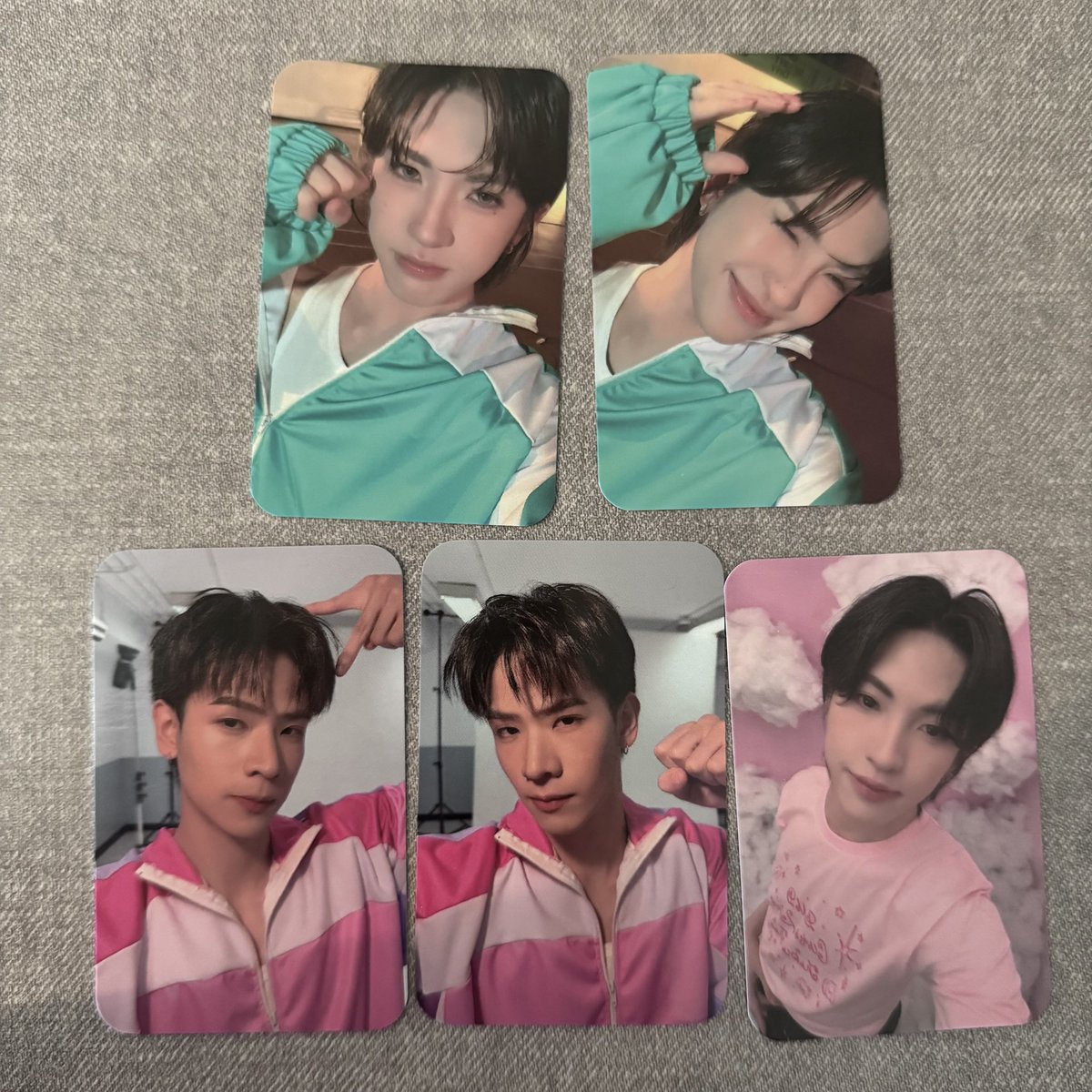 aomyodream's tweet photo. ขาย / wts

Random Selfie Photocard
จุ้บเธอ JUBU JUB

♡ ลาเต้ คิม Latte Kim
♡ เหมากอง 5 ใบ : 180 บาท

📮 EMS 40 ฿

#DMDSportsDay26Merch
#DMDCharactersMerch
#กีฬาสีดูมันดิ2026
#ตลาดนัดdmd #ตลาดนัดดูมันดิ #ตลาดนัดดมด https://t.co/4epcjKiswq
