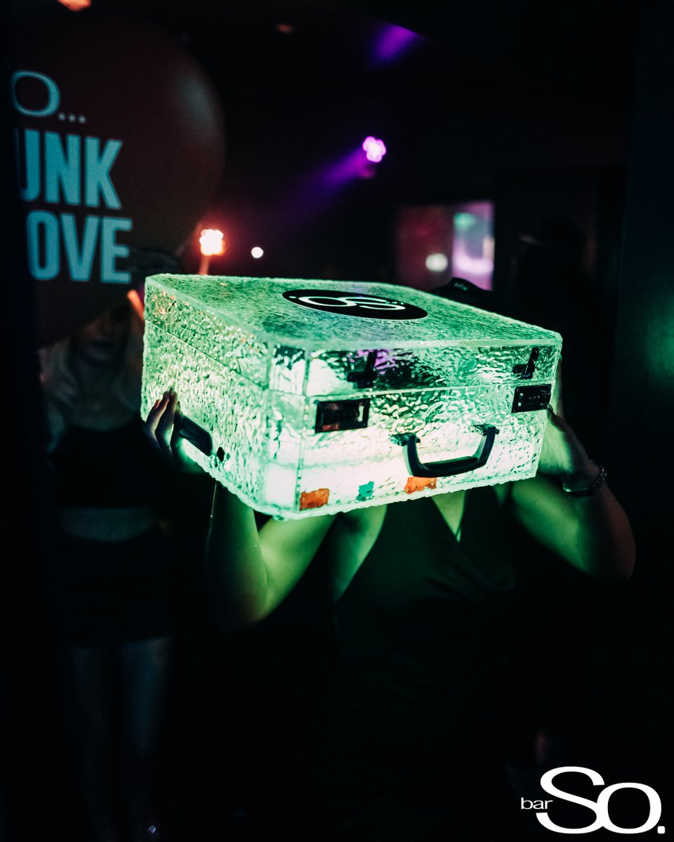 Bar_So's tweet photo. Experience VIP, the Bar So way 🎉
Premium bottle service, unforgettable celebrations and the biggest weekends in Bournemouth 😎
Enquire about your VIP table :
💌 smowlam@royalexeter.com
🌐 https://t.co/WWdMbVrnO6
#barso #makeitso #bournemouthnightlife #bournemouth #partytime https://t.co/xXfvWo8M1e