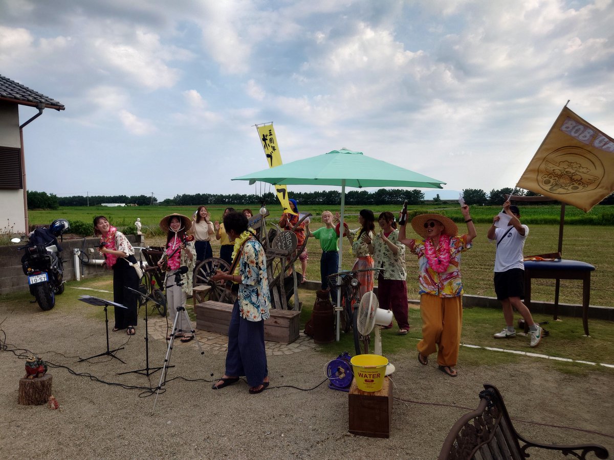 450rider1's tweet photo. 本日の赤穂のカフェ

5周年記念イベントの大トリに一日限りのスペシャルなライブが開催されました

#Bobcafe #赤穂 https://t.co/Ud1ZDez1nv