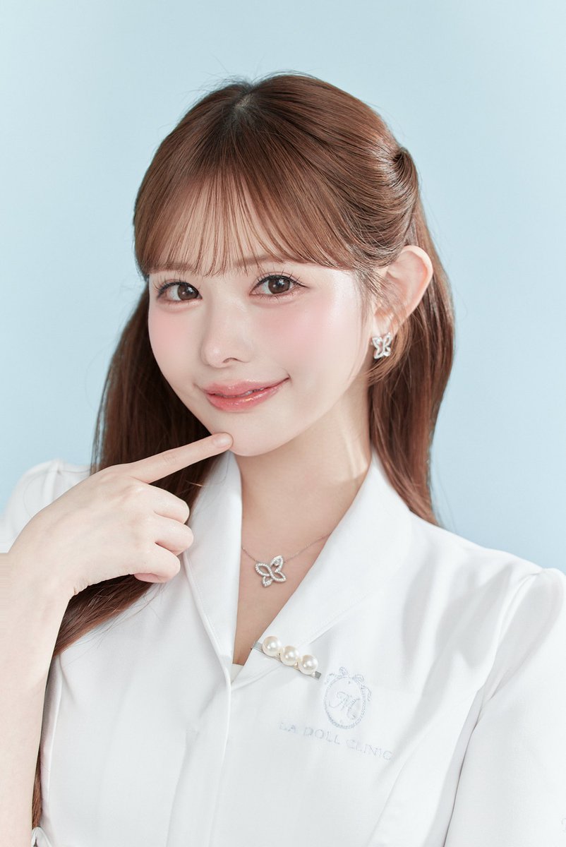 dr_maika_k's tweet photo. 【ご報告】

麻布十番で美容クリニックを開業します🎀

4枚目気づいた人いますか🫀🥹 https://t.co/AhoXwetoBi