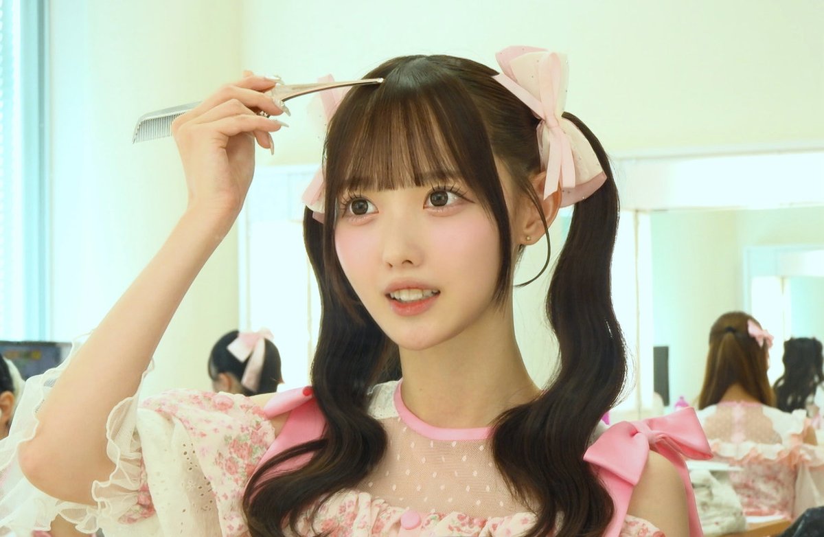 cx_mezamashi's tweet photo. あす3日(月)は…
みんながやってる「滝汗対策」と🧊
汗で絶対に崩したくない「前髪」をココ調🔍
踊っても崩れないアイドル前髪の秘密🤫
SWEET STEADY 奥田彩友さん と高嶺のなでしこ 松本ももなさんにキープ術を聞いてきたよ🎤

7時20分過ぎに放送予定📺
上垣皓太朗 アナウンサー
めざましテレビ https://t.co/xiCgPW0KLH