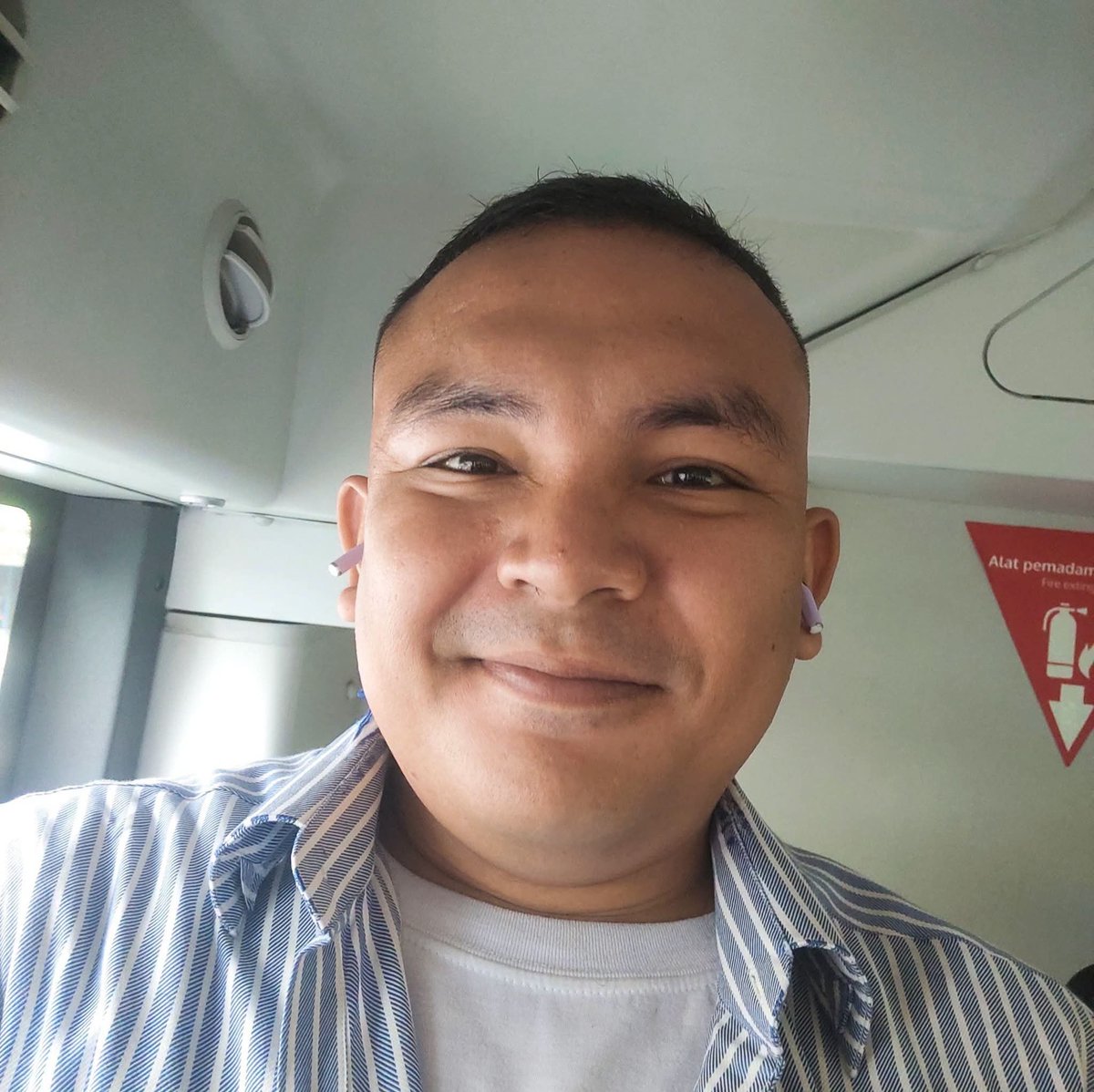 andreashutauru2's tweet photo. Bertahanlah sedikit lbh lama...
Seringkali Tuhan menyiapkan keajaiban tepat di ambang putus asa... https://t.co/2HUq2GsROy