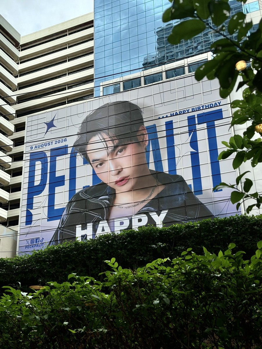 PALITPROJECT's tweet photo. มีคนแอบมอง 👀 https://t.co/g3AhjTkDhY