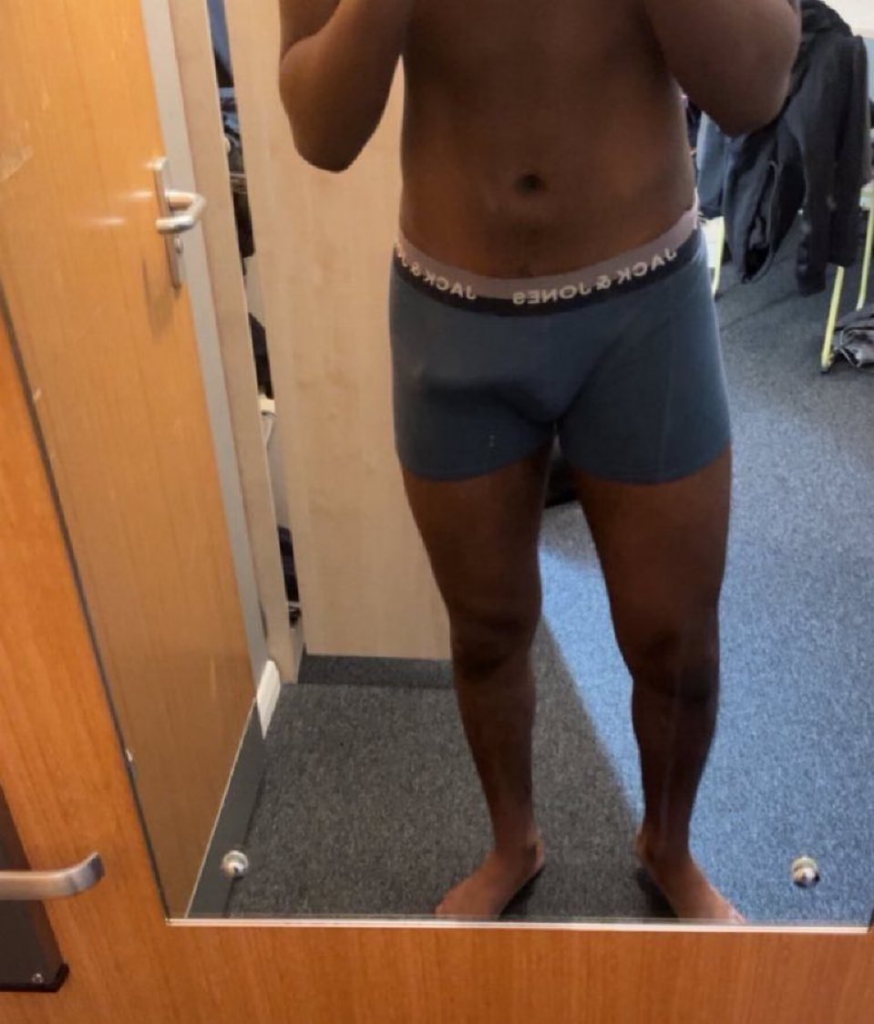 Undxfined1's tweet photo. Got bbc for anyone who wants 👀 like / dm #nsfwtwt #bbc #trade #dickrate #feet #telegram #london https://t.co/WbDpbrKO2F