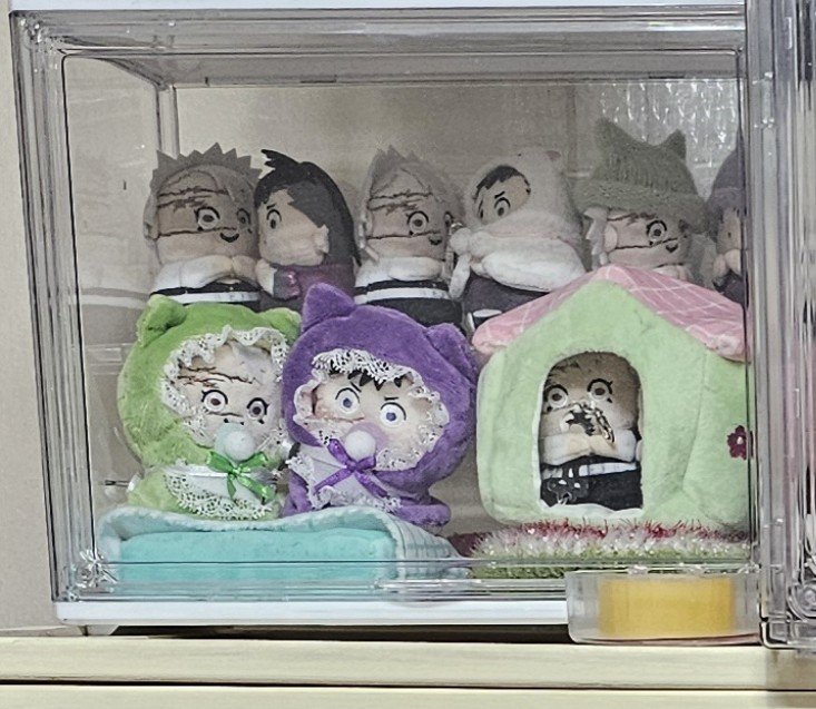 beom0107's tweet photo. 미니타운 자식들 집 따로 만들어줫읍니다
정말., 요즘 바빠서...정신이없는데..여전히 산겐사랑ㅎ하고..애들 먼발치에서..보도잇읍니디다

여름이 많이 덥읍니다 다들 건강 조심하세오 https://t.co/zpM2PjjykB