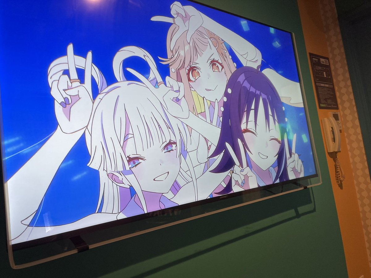 konnyakMaterial's tweet photo. カラオケ→水族館 https://t.co/dkLkc8Rla5