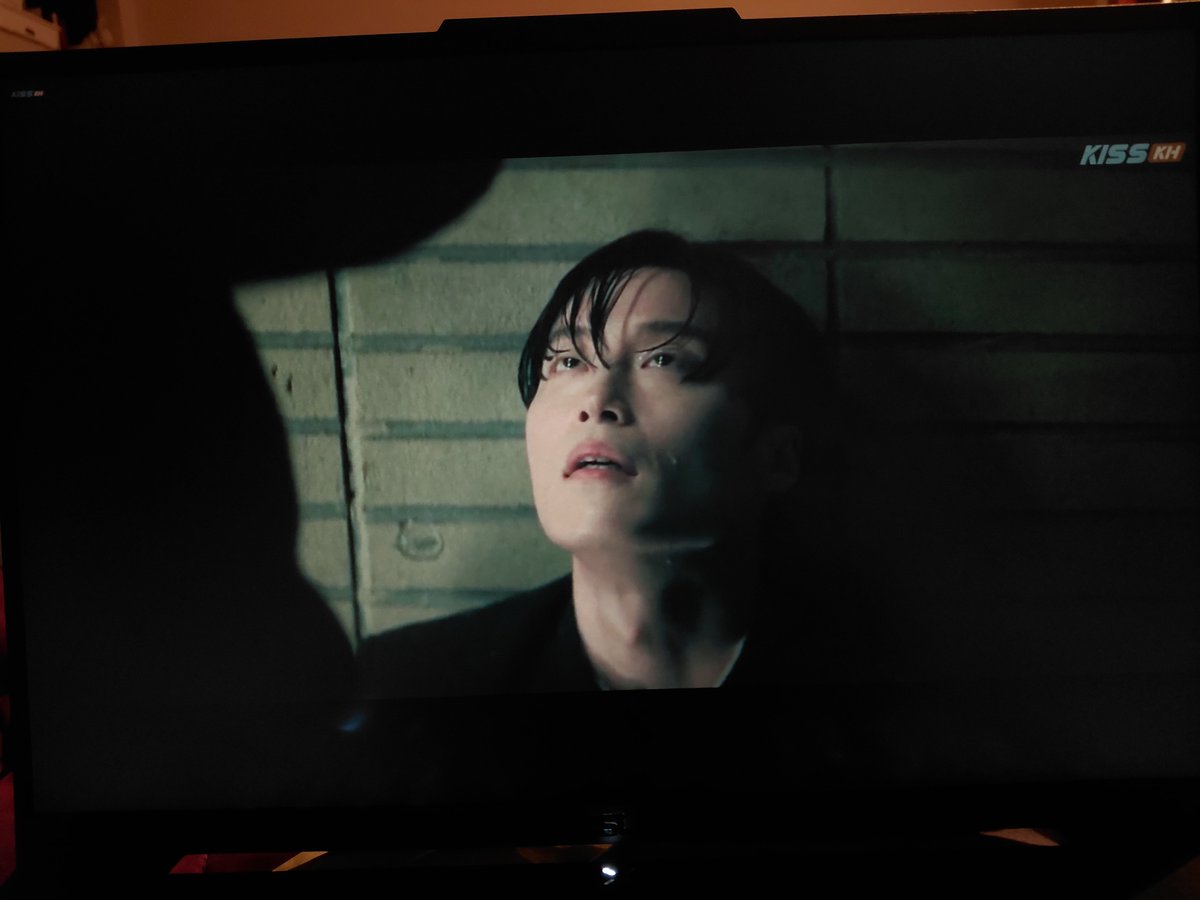 kkomulink's tweet photo. how can someone look so damn hot while being miserable im sorry jaepil https://t.co/BV05X0dXXr