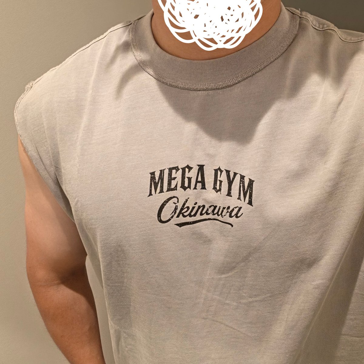 FukMuscleHiro's tweet photo. 夕方トレ☀️
新店舗のエニタイム大名店！
沖縄の MEGA GYM で買ったウェアで
テンション上がりました🔥

#筋トレ男子 #筋トレ
#筋トレ垢さんと繋がりたい
#ダイエット仲間募集中 https://t.co/oGoJhM3WV6