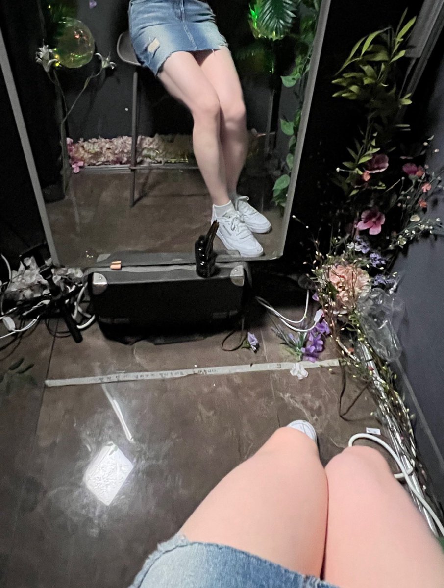 samtohello's tweet photo. 허벅지 갈라지는 것 때문에 예쁘지가 않음

어제 레페 좀 더 있다 갈걸 🥲

#시디 #여장 #여자러버 https://t.co/g8ykv9Qmtd