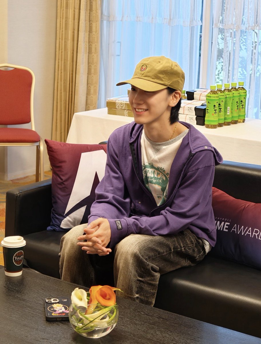 faiyx03's tweet photo. เตนล์บอกว่า ช่วงนี้อินกับการหาซื้อกล้องมาก แต่ยังห้ามใจไว้ไม่ได้กดซื้อ (ขอแนบรูปตอนทำงานหน่อย)

แล้วรูปทำงานเหมือนกำลังนั่งพิชงาน ตลกกกก https://t.co/pkelNa0UMB