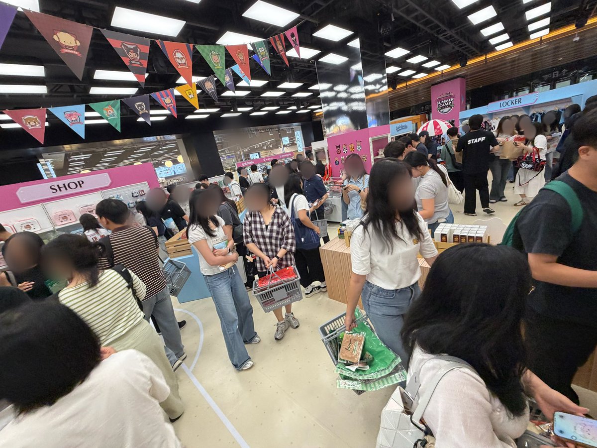 kp_kore_'s tweet photo. - ̗̀ 👀  ̖́- サンリオ 韓国 × Kリーグ2026 POPUP MD グッズ

代行受付中⭕️

初日、2日目大盛況でした🔥

✅ MD

ご希望の方はDMまで💌🧸💕

キティ ポムポムプリン ハンギョドン ポチャッコ マイメロディ ぴあのちゃん けろっぴ クロミ こぎみゅん バツ丸 タキシードサム シナモン うさはな kirimi https://t.co/hPWGELYoJL