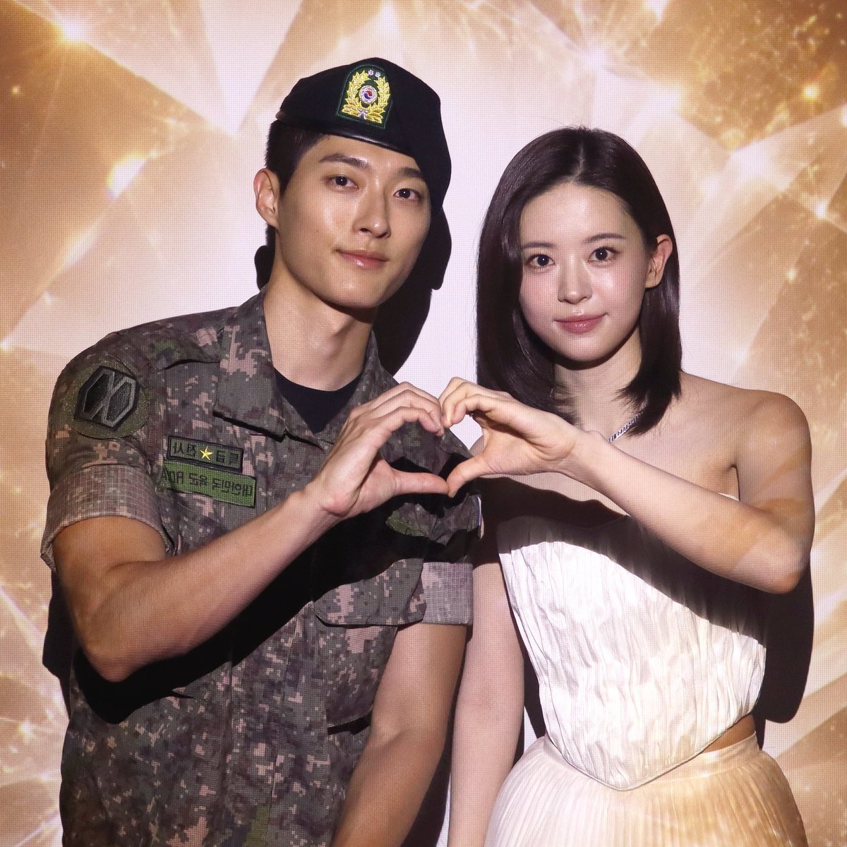 luv200s's tweet photo. 청룡 건우세아 네컷 https://t.co/IIwvssFCOg
