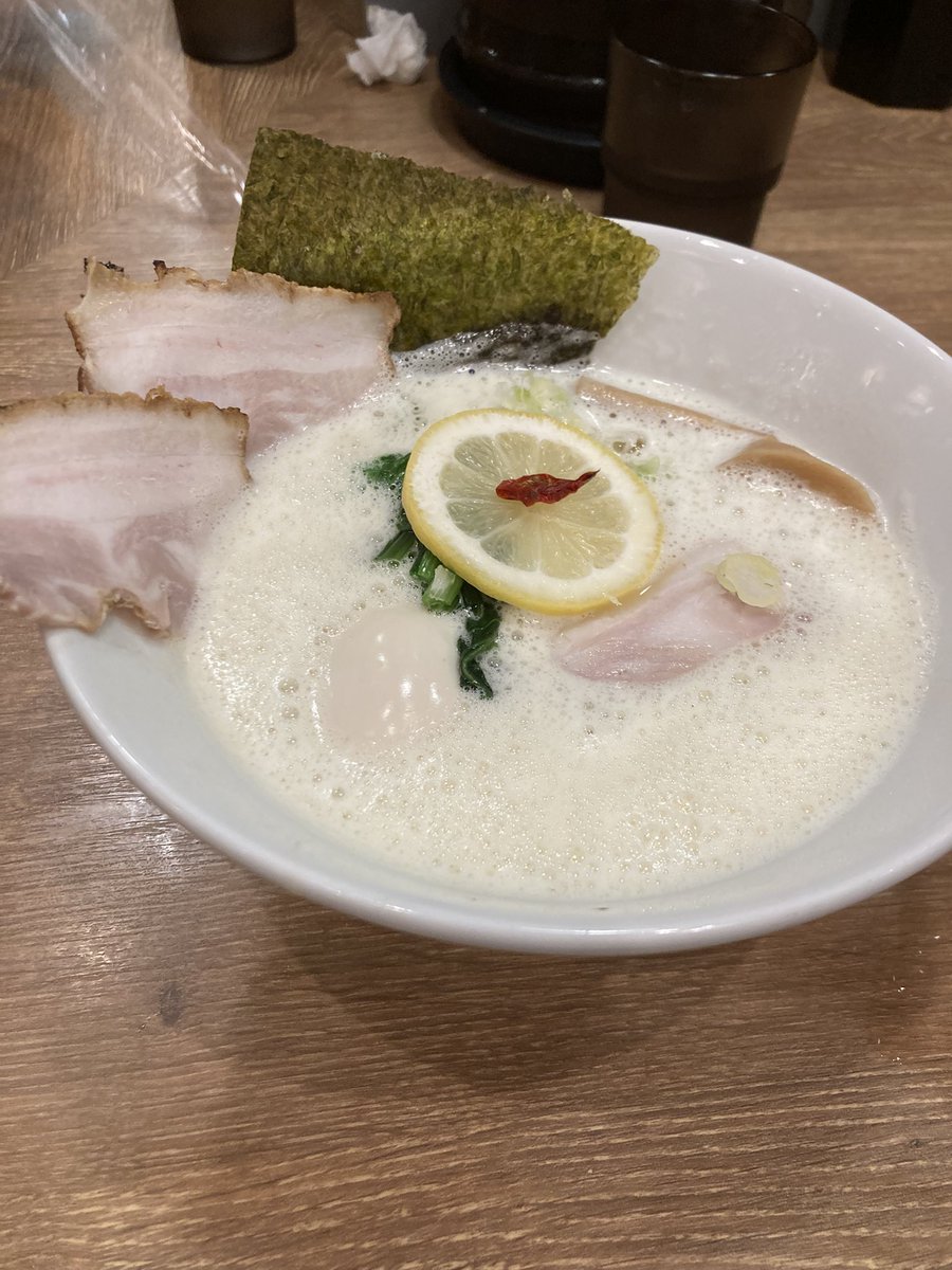 kusot683201's tweet photo. バイバイ福岡 https://t.co/9FZarZ5UDz