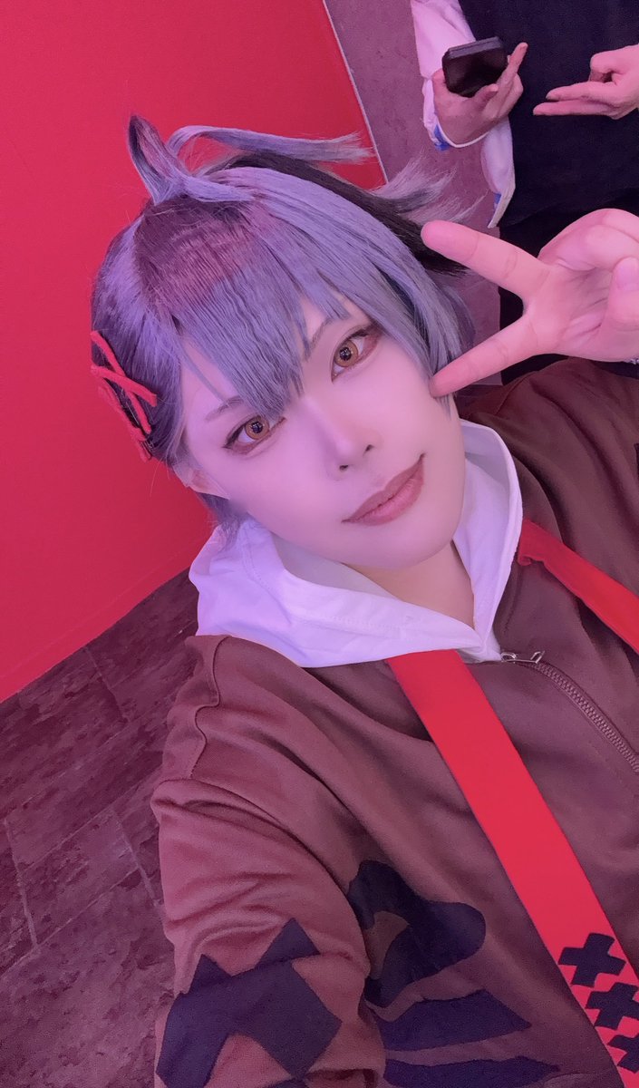 ecxetm's tweet photo. とんでもなくおそくほ初出し❌
なんでも撮影会の予定で、カメラをする予定が気付いたら併せになってこすぷれしてました😂✋🏻
ウィッグつくってもらったよ‼️
ありがとう💋@Allkssg https://t.co/AVucVwF0Rs