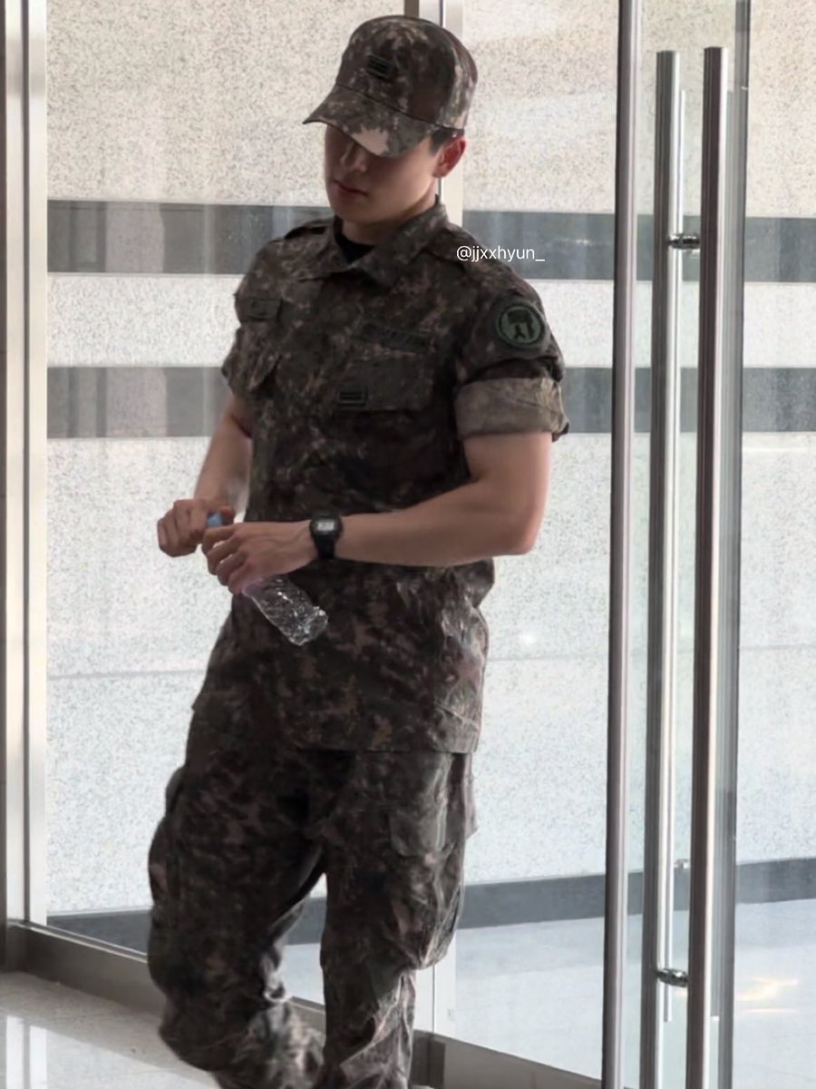 jjh_jay0214's tweet photo. 느좋각도 https://t.co/wcUlASXEiA
