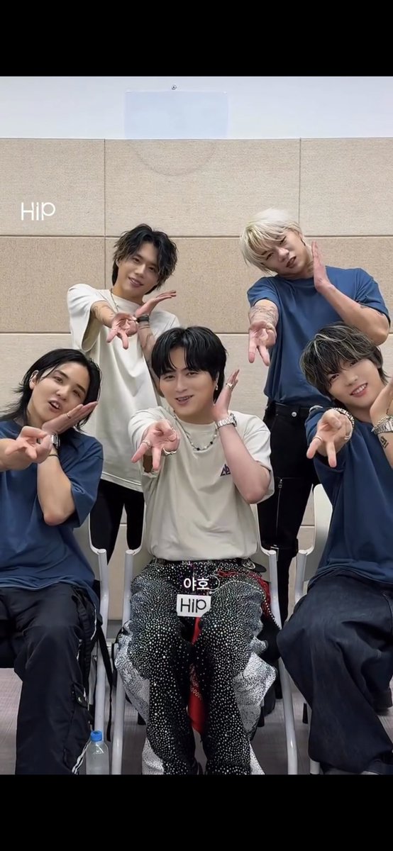 NB_0bright's tweet photo. 可愛い🤩 https://t.co/8hMIMZmiXy