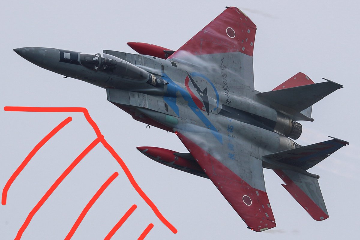 Sasimi_of_Mikan's tweet photo. 戦闘機って撮るの難しいよな
戦闘機そのものがかっこいいのは大前提当然のことなんだが、機首周りが細長すぎて"写真"としてみたとき情報量が乏しくなりやすすぎる、特にエアインテークが下部にあるF-2が筆頭なんだけども

モータースポーツ畑の人間だから過敏なだけなんだろうか https://t.co/yb5IUcfDnf