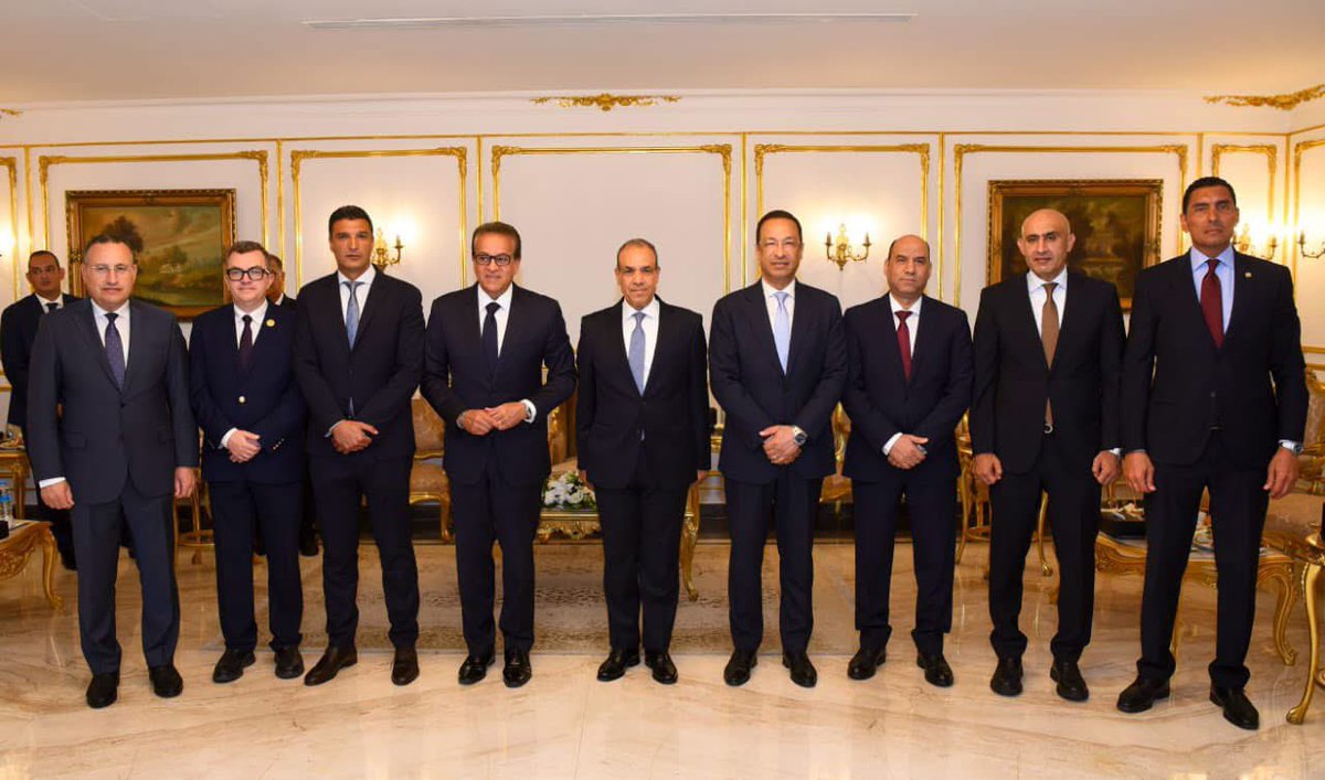 moemigegy's tweet photo. وزير الخارجية يفتتح النسخة السابعة من مؤتمر المصريين بالخارج ... ويؤكد في كلمته حرص الدولة على رعاية المصريين بالخارج وتطوير الخدمات والمبادرات الموجهة لهم
👇

https://t.co/KeysJEzohC https://t.co/27l6b2tdWV