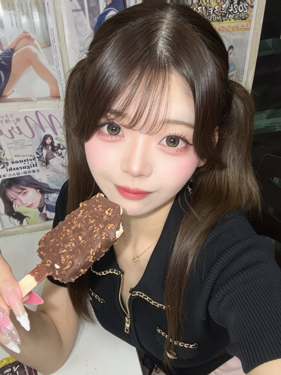 kaname_lovelala's tweet photo. アイスたべた🍨🧊

みんななに味がすき？ https://t.co/lKlHSPGXYv