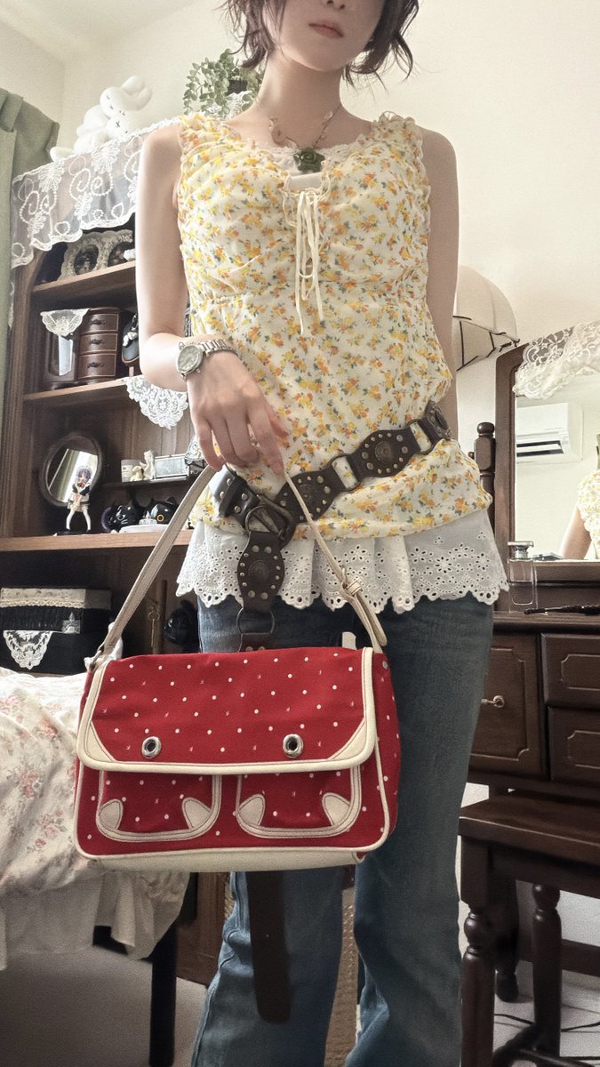 mineralx_x's tweet photo. ビタミンカラーコーデ🍋 .*゜
夏、痩せて調子に乗って23インチのデニム買ったらｷﾞﾁｷﾞﾁで汗 https://t.co/YXDlGNhwbw