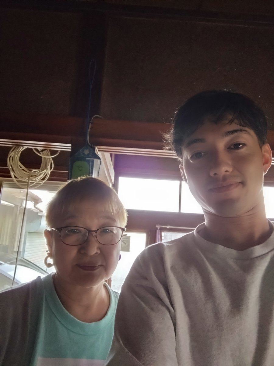 HsMmok's tweet photo. 今日　甥っ子と甥っ子の娘ちゃんが来るとの事で実家に帰って来たよ〜 https://t.co/Imkp37oCPg