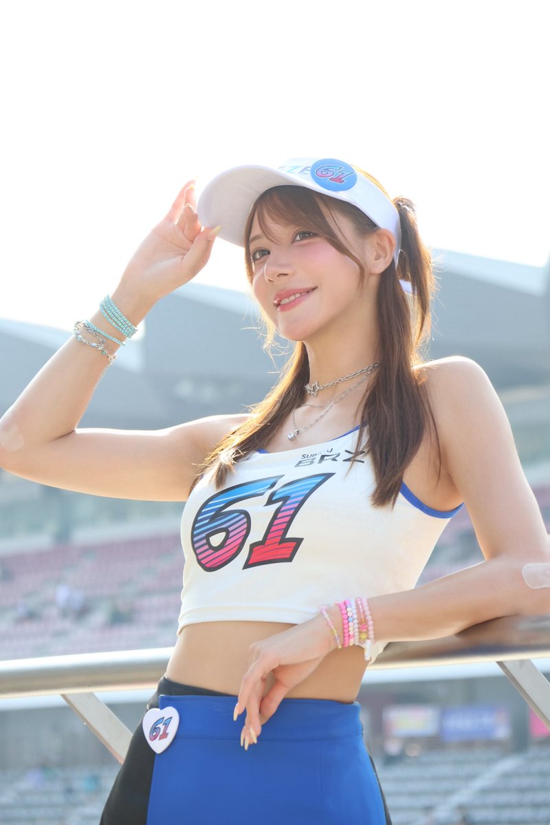 mizukami_jasu's tweet photo. スーパーGT Rd.4 富士戦🏔️

#61 SUBARU BRZはタイヤバーストというトラブルに見舞われましたが、無事に完走することができました！

悔しい結果にはなりましたが、皆さんの熱い応援はしっかり届いていました💙
本当にありがとうございます！

暑さや不安定なお天気の中、現地で応援してくださった皆さんもゆっくり休んでくださいね☺️

次戦は8/22・23 鈴鹿🔔
また元気にお会いできるのを楽しみにしています✨

#SUPERGT #SUBARU #声援は力だ #61号車