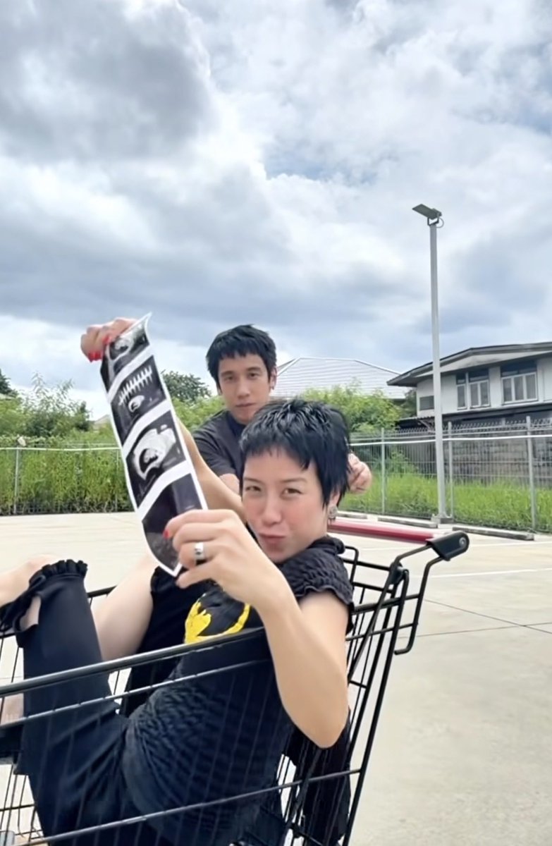 UnderbedDara's tweet photo. หลานป้าคริสมาแล้วววววว!!

ดีใจกับพลอย หอวังและเต Three Man Down ด้วยจ้าาา

#ใต้เตียงดารา https://t.co/ArG2bXAreJ