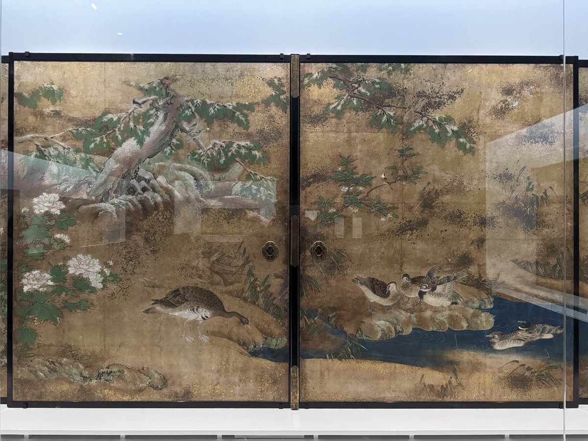 yylab's tweet photo. 東京都美術館
大英博物館日本美術コレクション百花繚乱

大混雑と聞いてたけど午後遅めに行くと特に行列もなくストレスフリー

一方で展示数が半端なくて、1〜2フロアの屏風絵や襖絵、絵巻物をじっくり見てたら、3フロア目の怒涛の錦絵と浮世絵ラッシュで時間切れに。。
また行くか悩むなこれ https://t.co/7iLpWiObGh