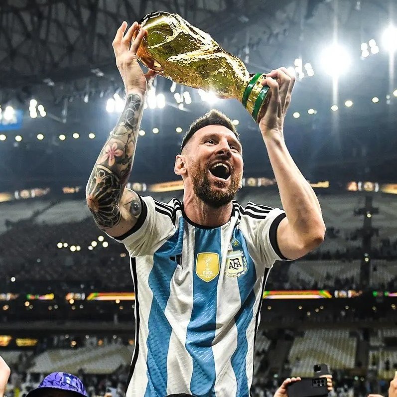 Enzo fan Fernandez tweet media