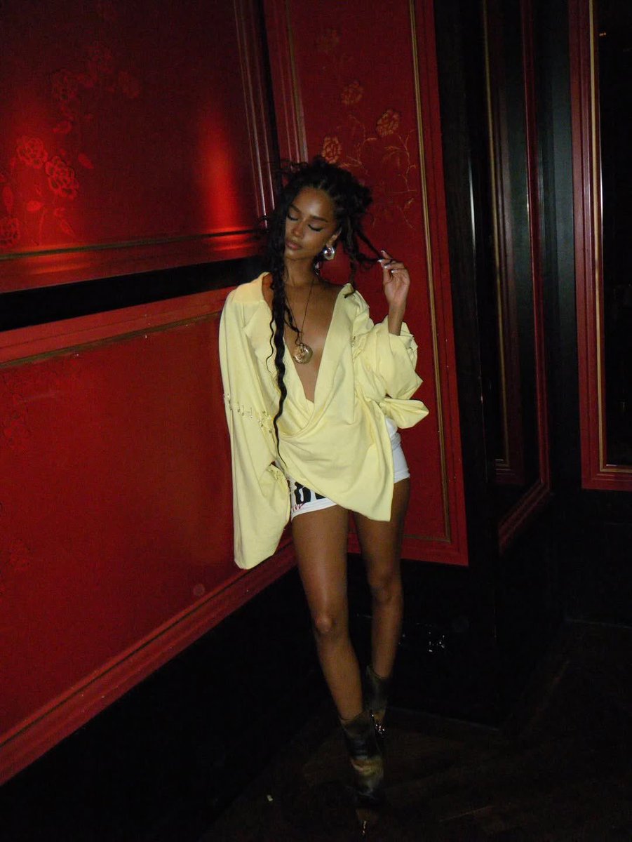 tylastat's tweet photo. Tyla surpassed 220M monthly listeners on Spotify in the month of July. https://t.co/WAWOG6QOOD