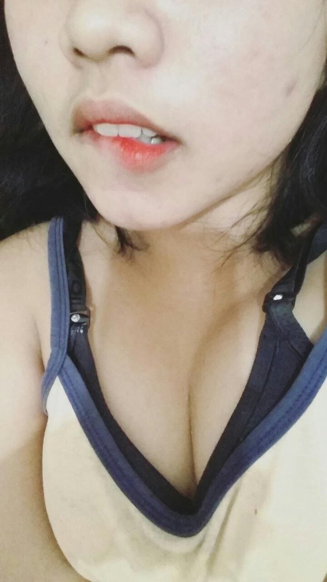 Melacntx's tweet photo. nakal dikit https://t.co/EBk4cAK8aY