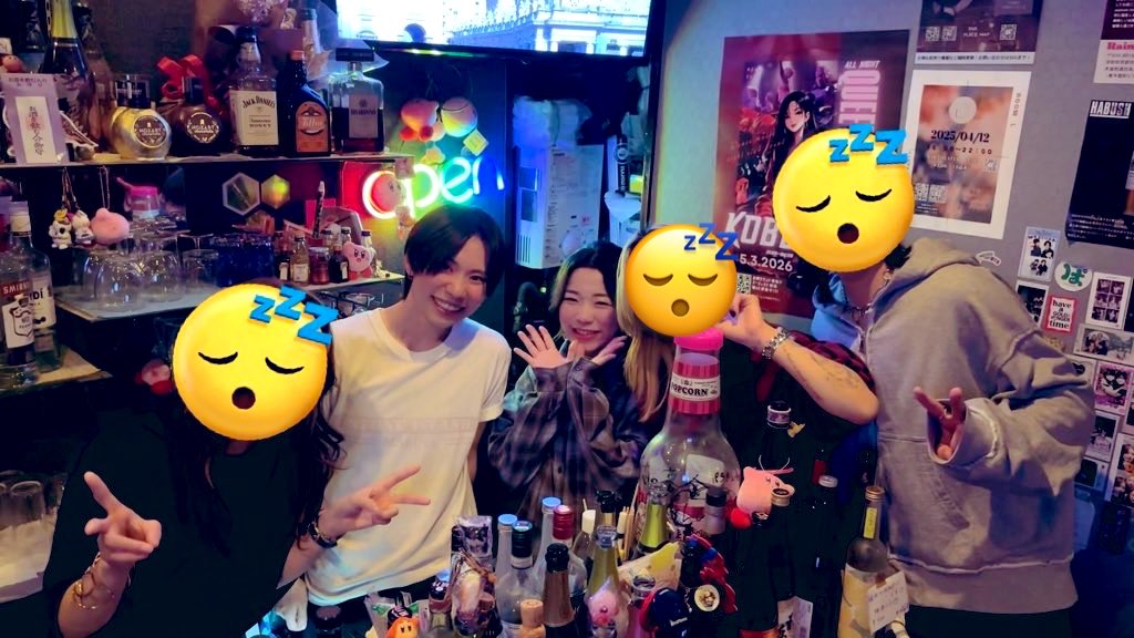 barCandle0's tweet photo. 8月2日(日)

昨夜も朝まで愉快な夜をありがとうございました！
地方からのご来店が多かった気がします😌
明け方はディープな深い恋愛談義が止まらず、失恋？組は次の恋に向けて前向きながら帰って行きはりました、幸あれー！💫

本日19:00〜いけるところまで営業🌃
あずちゃん、りょうすけがお待ちしております🩶